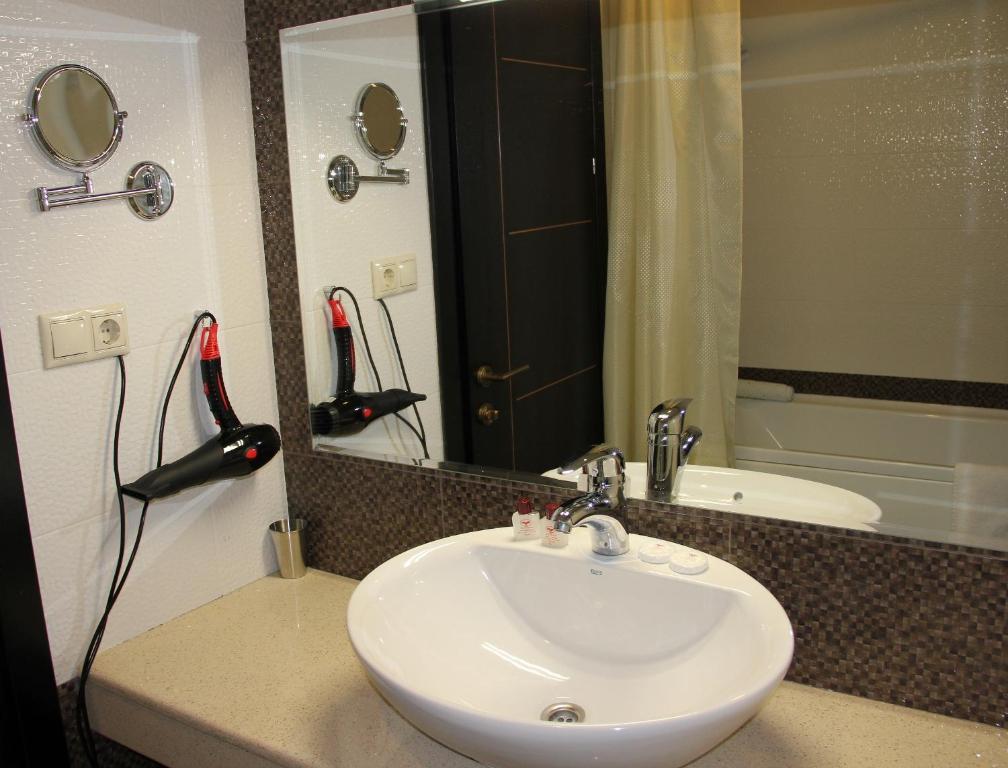 Hotel Villa Palace バクリアニ 部屋 写真